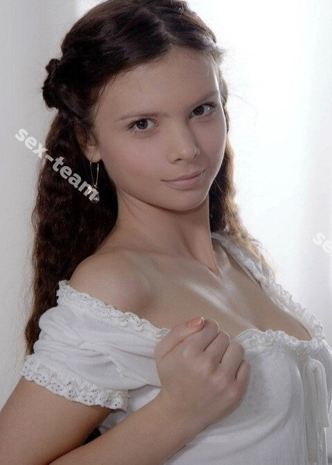 ЭМИЛИЯ